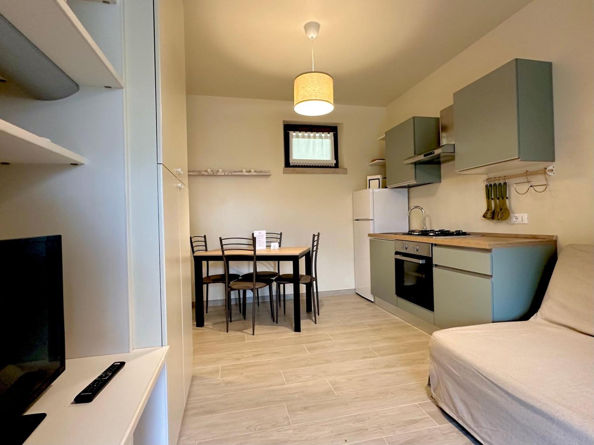 Aparthotel Lauri & Faggi Desenzano del Garda Zewnętrze zdjęcie