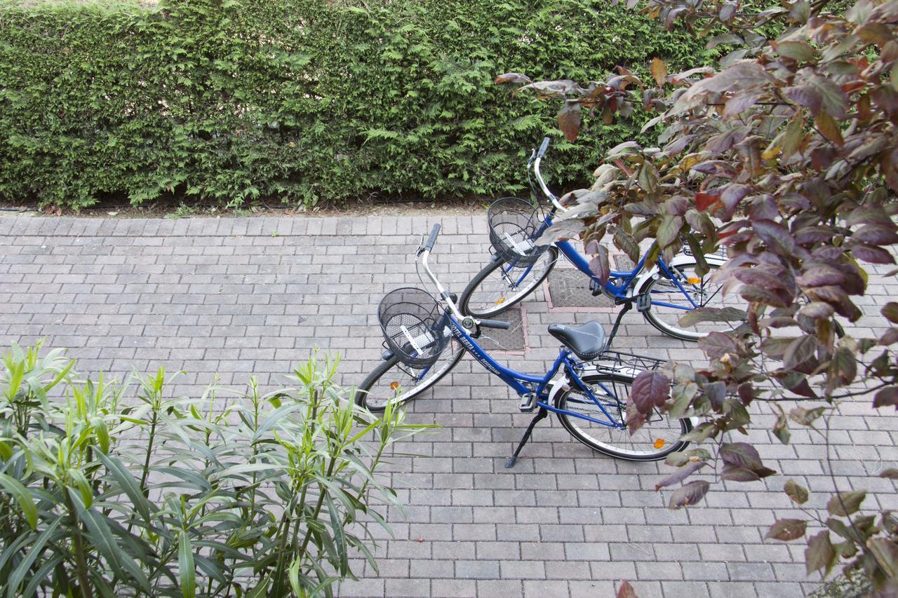 Aparthotel Lauri & Faggi Desenzano del Garda Zewnętrze zdjęcie